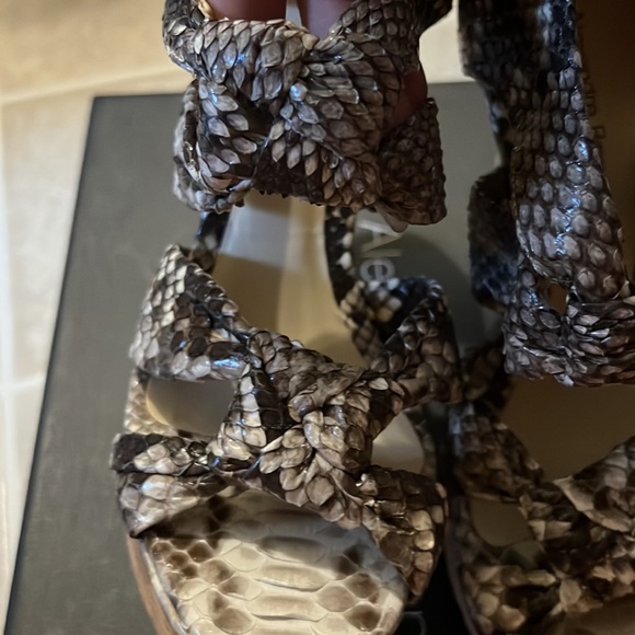 Alexandre Birman Platform Python Sandals Size US 5 - Picture 7 of 7